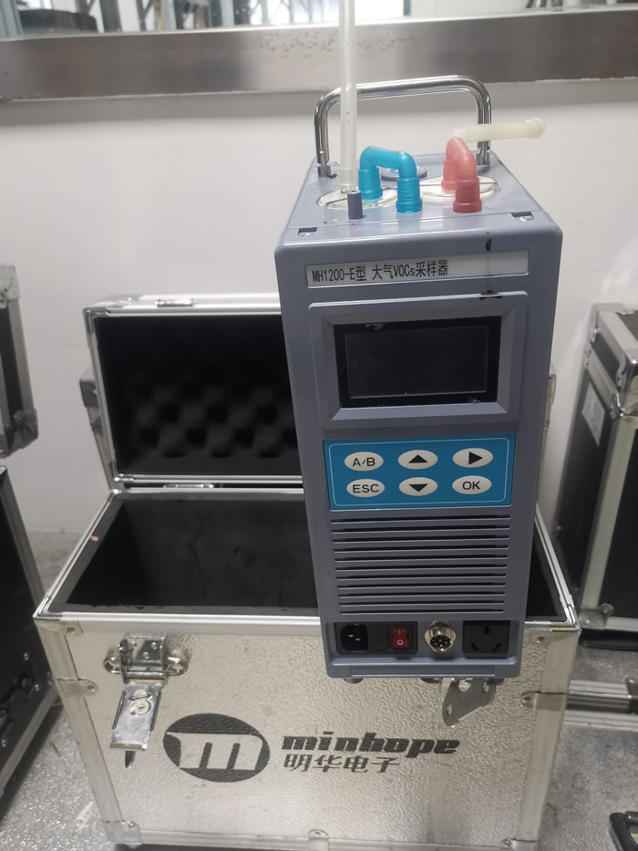 空气采样设备